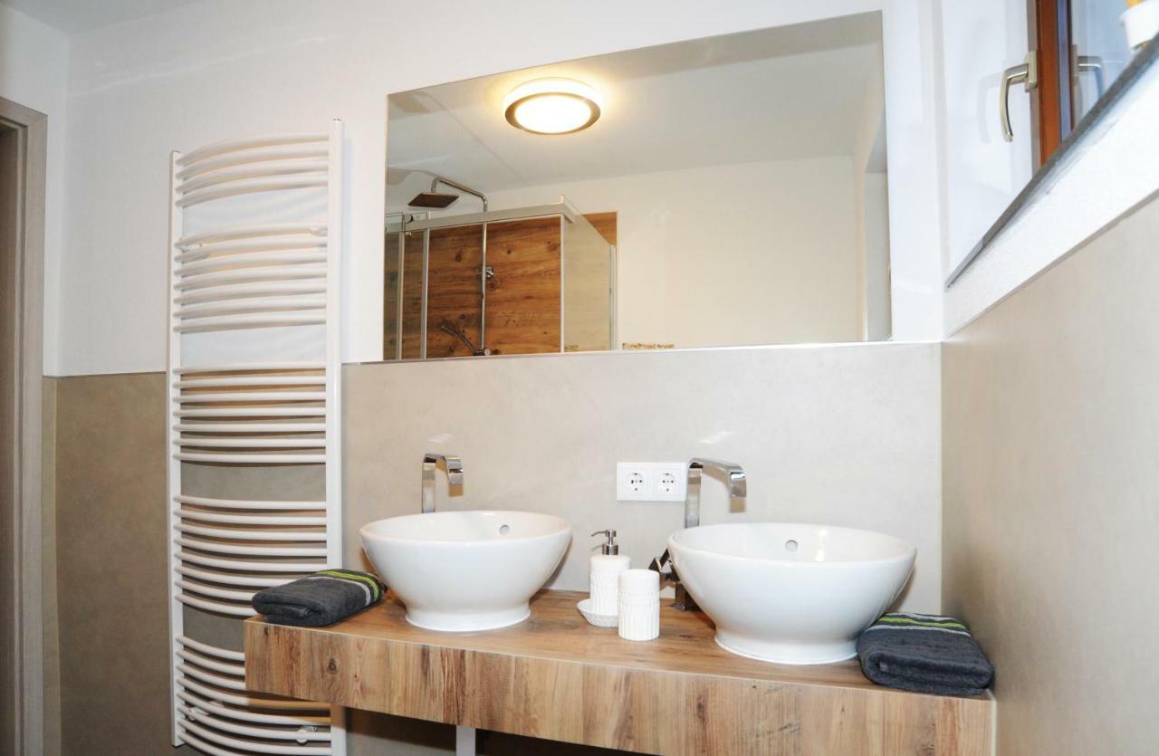 Ferienwohnung Bergler Trins Ngoại thất bức ảnh